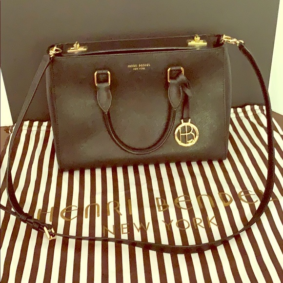 henri bendel Handbags - Henri Bendel black purse